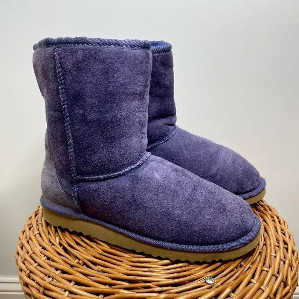 UGG Australia Classic Short 5251 Leather Sheepskin 6 Winter Boots Navy Blue